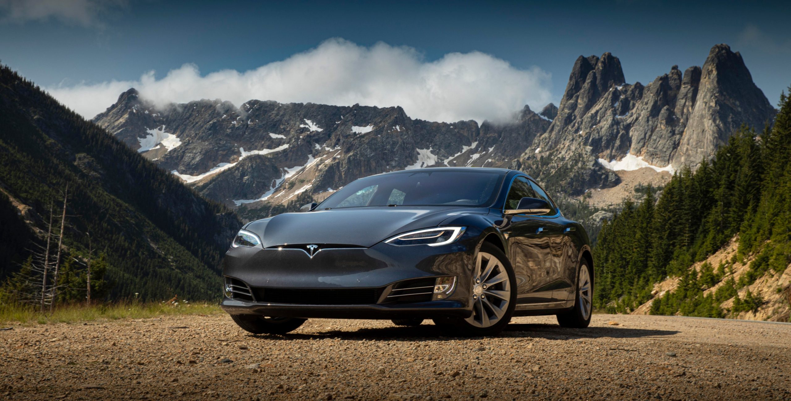 The Story Behind Tesla’s Success!